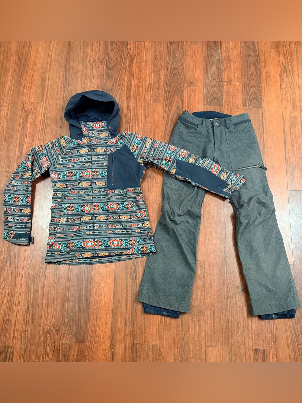 Women’s Printed Hooded Pullover Jacket - Multicolor
